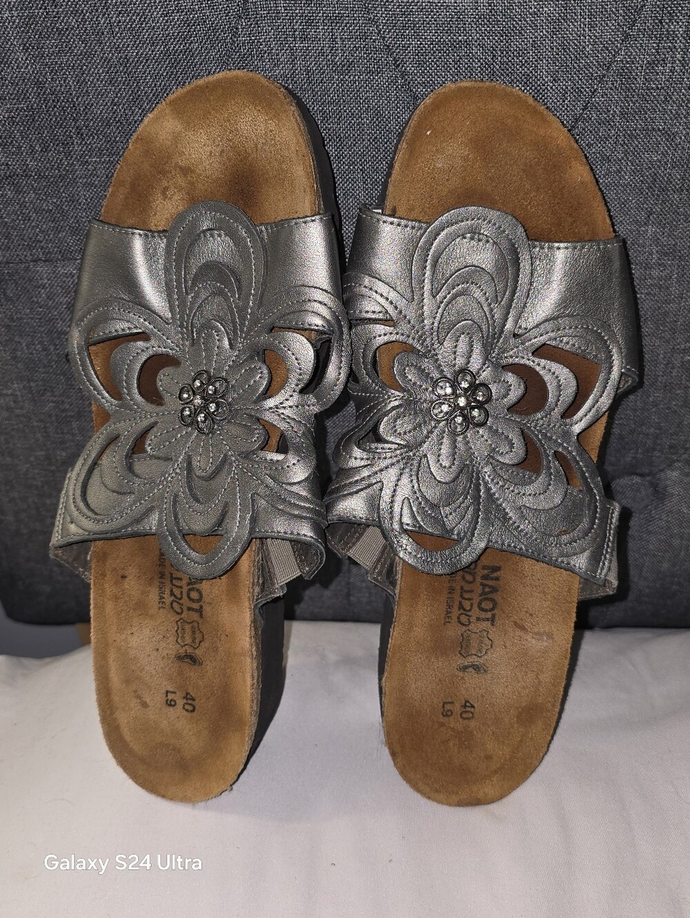 Naot Women's Sandy Silver Wedge Sandal Genuine Leather Floral Casual 40EU/9US